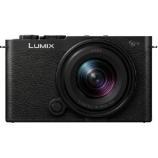 Panasonic Aparat Panasonic Lumix S9 czarny + 18-40mm f/4.5-6.3 (DC-S9NE-K)