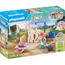 Playmobil Zestaw z figurkami Horses 71354 Isabella i Lioness z myjnią dla koni