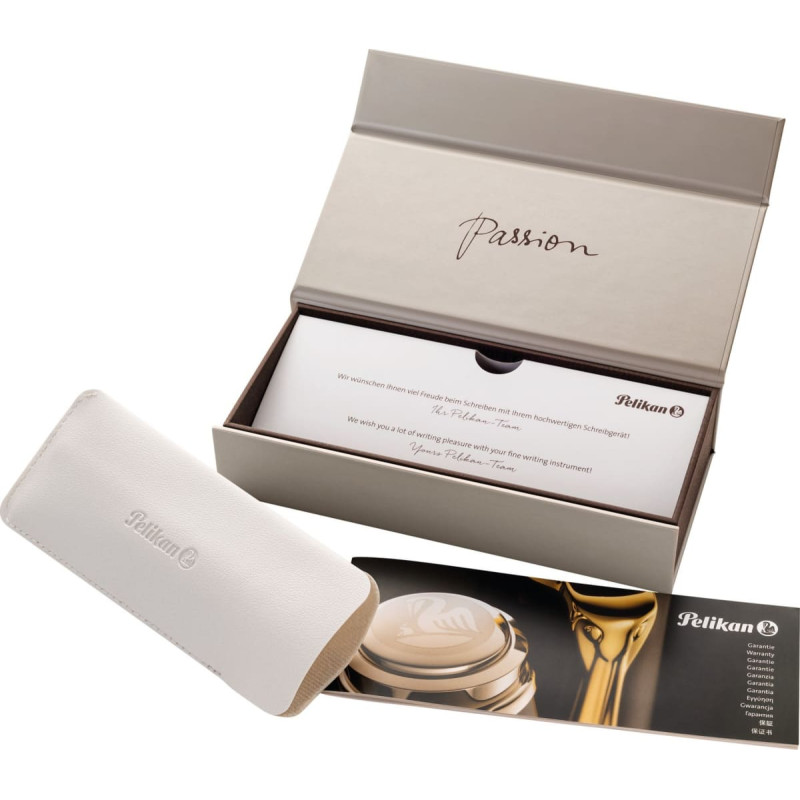 Pelikan Pelikan Kugelschreiber K400 Schwarz-Grün Geschenkbox